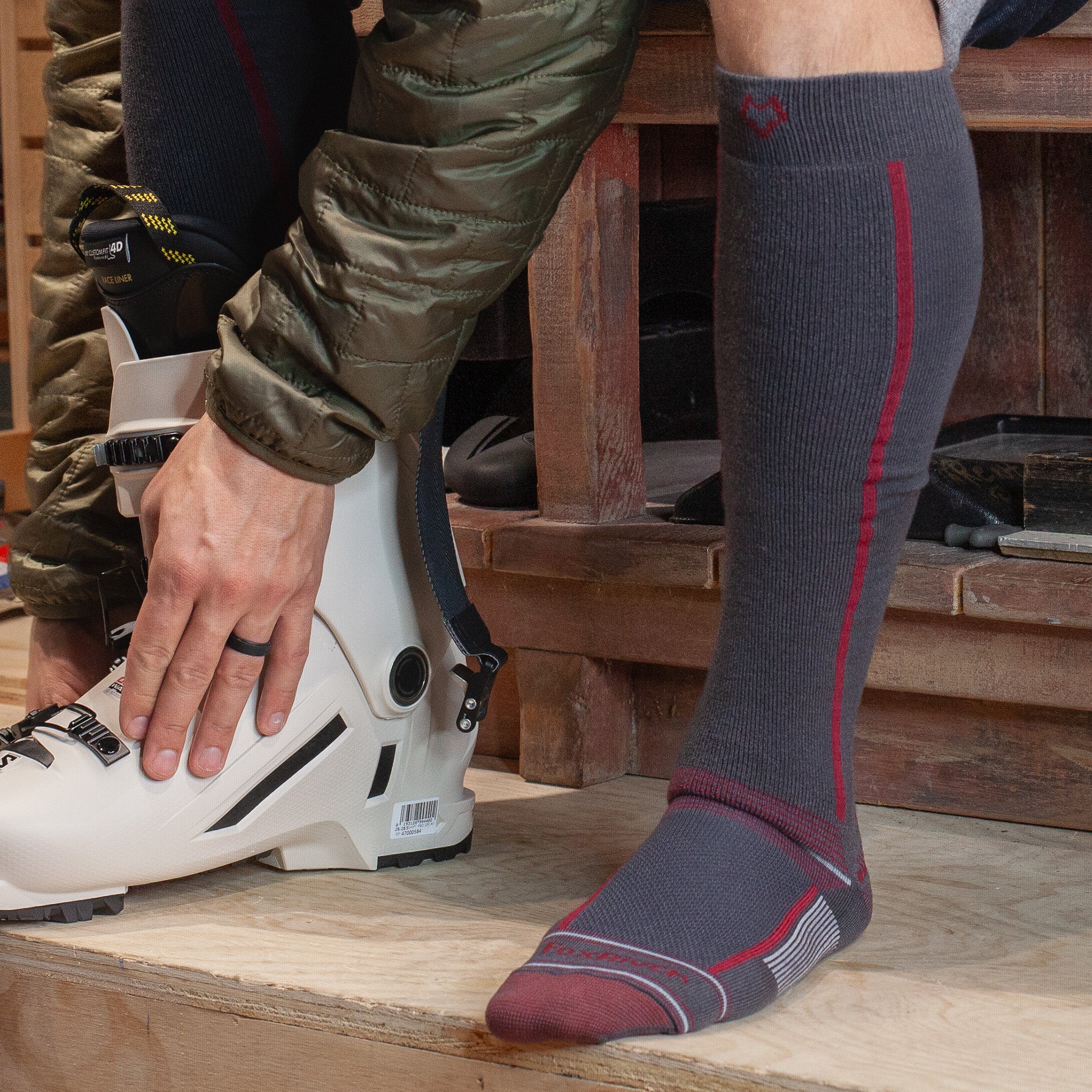 Ski/Snow Zermatt Lightweight Over-the-Calf Black Medium - Fox River