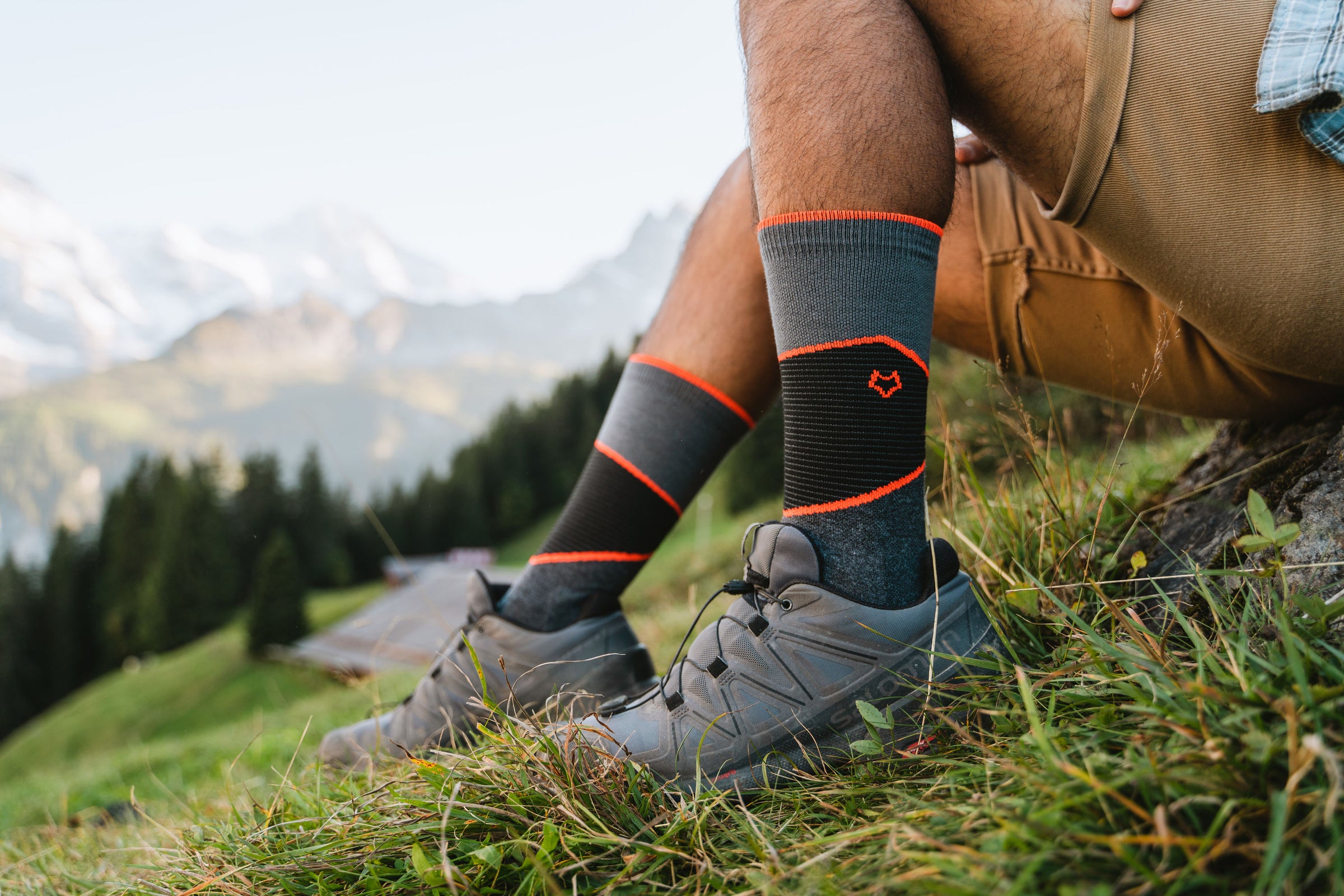 Retro Hiking Sock - Medium Cushion