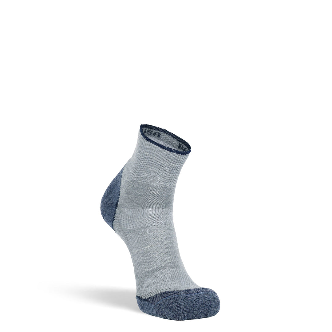 Men's Basecamp 2.0 Lightweight Quarter Crew Hiking Sock Light Grey Medium - Fox River