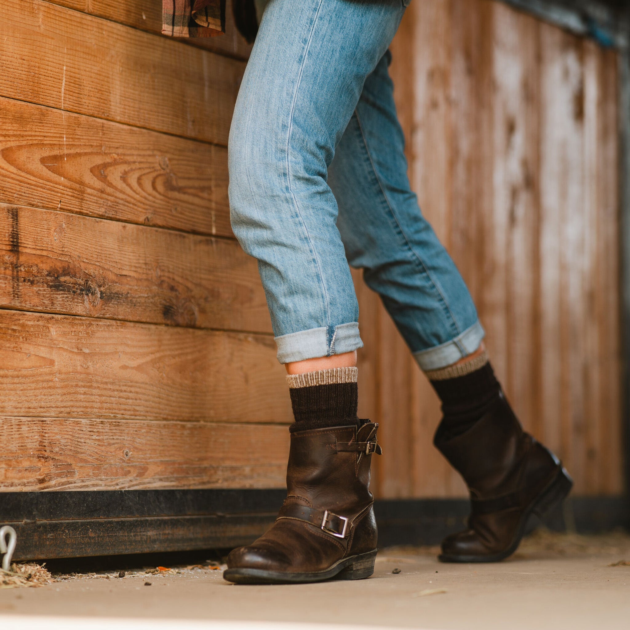 Colorblock Thermal Heavyweight Mid Calf Boot Field Sock Fox River